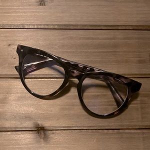 Prive Revaux Readers 1.00